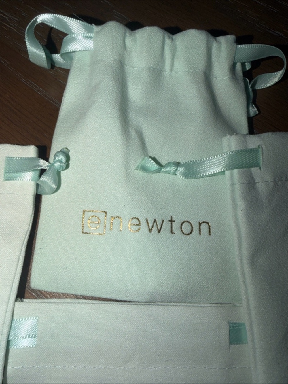 eNewton Cream Jewelry Pouches - Set of 4 pouch only - Picture 5 of 6